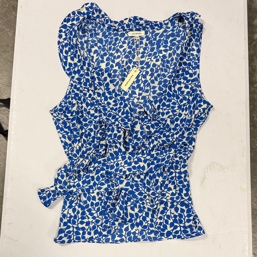 Max Studio Blue and White Leaf Print Blouse